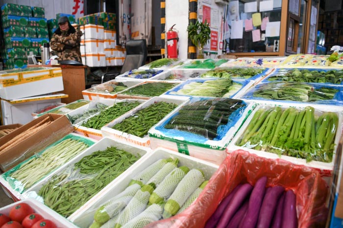 寒潮下的堅守與暖意——南京農(nóng)副產(chǎn)品物流中心見聞